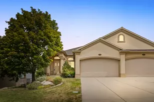 263 Edgemont Dr, North Salt Lake, UT 84054 - Photo 1
