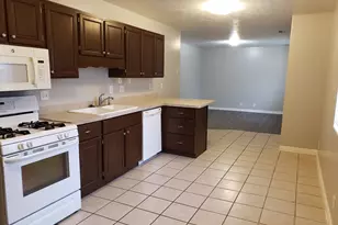 5634 S 1150 W, Riverdale, UT 84405 - Photo 13