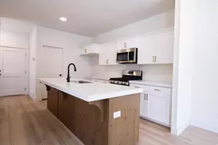 1186 E Goldie Lou Ln Unit, Eagle Mountain, UT 84005 - Photo 3