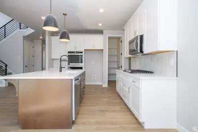944 W 1660 S #151, Provo, UT 84601 - Photo 7