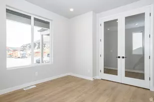 944 W 1660 S, Provo, UT 84601 - Photo 3