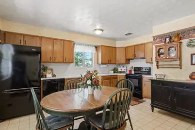 920 N 325 W, Bountiful, UT 84010 - Photo 5