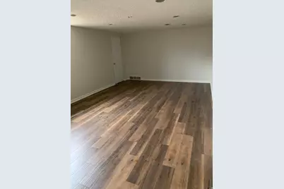 77 N Main St W, Pleasant Grove, UT 84062 - Photo 3