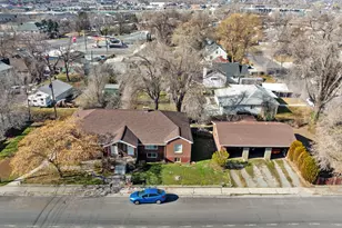77 N Main St W, Pleasant Grove, UT 84062 - Photo 35