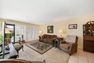 1949 E 5150 S, Holladay, UT 84117 - Photo 5