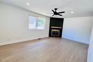 314 W Center St, Bountiful, UT 84010 - Photo 9