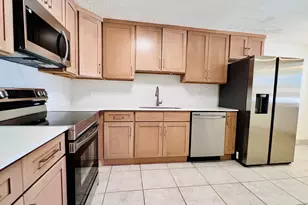 314 W Center St, Bountiful, UT 84010 - Photo 5