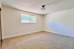 314 W Center St, Bountiful, UT 84010 - Photo 15