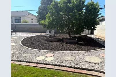1366 E Greenfield Ave, Murray, UT 84121 - Photo 5