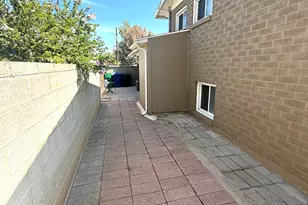 1366 E Greenfield Ave, Murray, UT 84121 - Photo 11