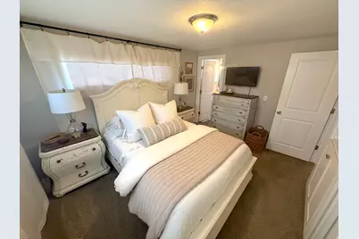 1366 E Greenfield Ave, Murray, UT 84121 - Photo 27