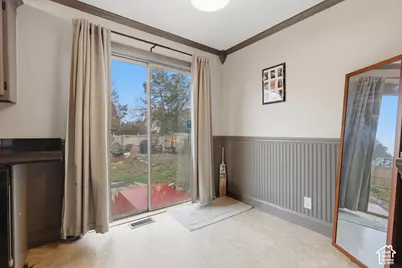 4917 W Shooting Star Ave S, West Jordan, UT 84081 - Photo 9