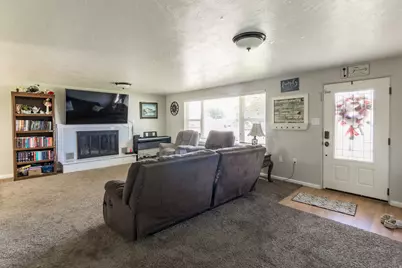 280 W 200 N, Vernal, UT 84078 - Photo 5