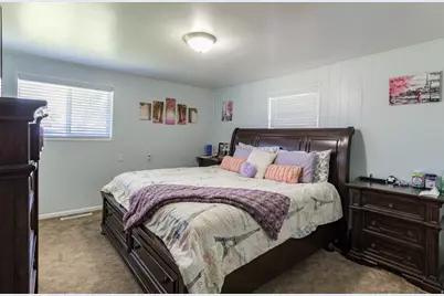 280 W 200 N, Vernal, UT 84078 - Photo 23