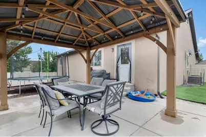 7555 N Pinecone Rd, Eagle Mountain, UT 84005 - Photo 29