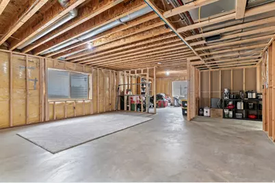7555 N Pinecone Rd, Eagle Mountain, UT 84005 - Photo 27