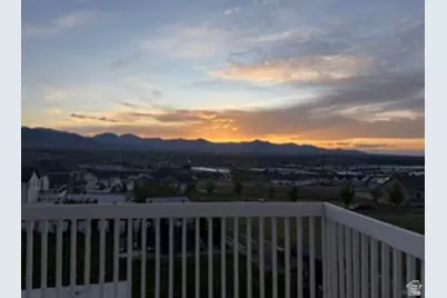 614 W Regent Garden Ln, Bluffdale, UT 84065 - Photo 47