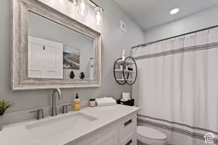 614 W Regent Garden Ln, Bluffdale, UT 84065 - Photo 31