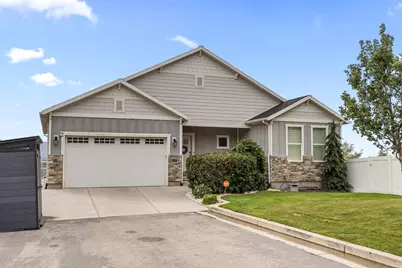 614 W Regent Garden Ln, Bluffdale, UT 84065 - Photo 1