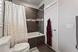 614 W Regent Garden Ln, Bluffdale, UT 84065 - Photo 15