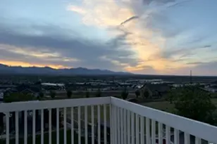 614 W Regent Garden Ln, Bluffdale, UT 84065 - Photo 43