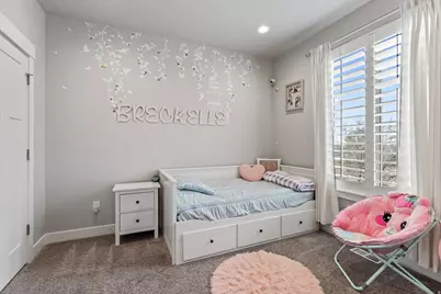 614 W Regent Garden Ln, Bluffdale, UT 84065 - Photo 19