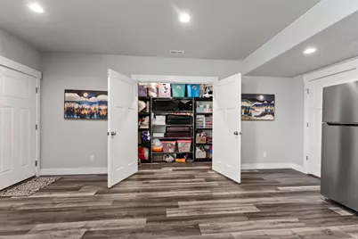 614 W Regent Garden Ln, Bluffdale, UT 84065 - Photo 35
