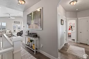 614 W Regent Garden Ln, Bluffdale, UT 84065 - Photo 5