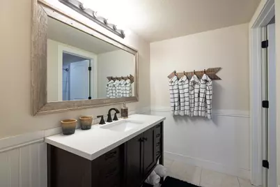 1623 W Hunters Cir, South Jordan, UT 84095 - Photo 27