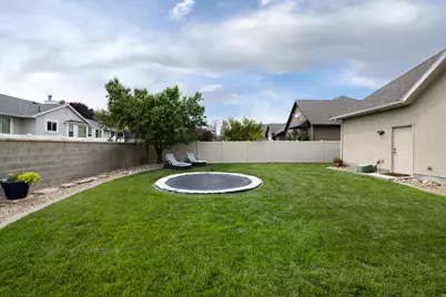 1623 W Hunters Cir, South Jordan, UT 84095 - Photo 35