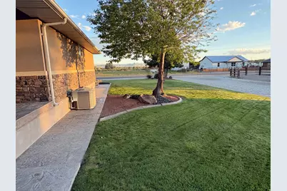 75 E 500 S, Redmond, UT 84652 - Photo 19