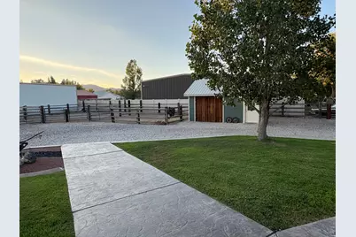 75 E 500 S, Redmond, UT 84652 - Photo 17