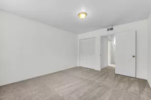 1190 E 2700 S, Salt Lake City, UT 84106 - Photo 13