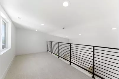 2662 E Comanche Dr, Salt Lake City, UT 84108 - Photo 57