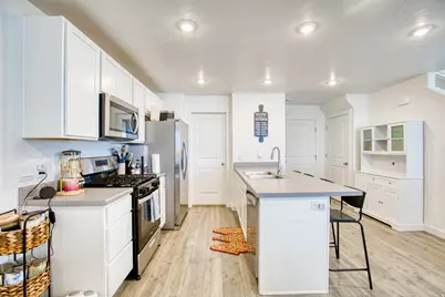 303 E Serenity Ave #1018, Tooele, UT 84074 - Photo 9