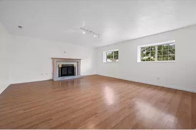 2380 N 2125 E, Layton, UT 84040 - Photo 13