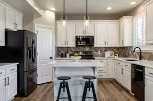 3546 W Brookshire Dr, Syracuse, UT 84075 - Photo 5