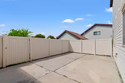 1146 N 700 W, Centerville, UT 84014 - Photo 11