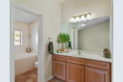 1146 N 700 W, Centerville, UT 84014 - Photo 25