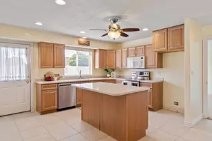 1146 N 700 W, Centerville, UT 84014 - Photo 9