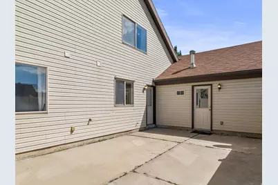 1146 N 700 W, Centerville, UT 84014 - Photo 29