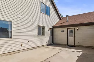 1146 N 700 W, Centerville, UT 84014 - Photo 29