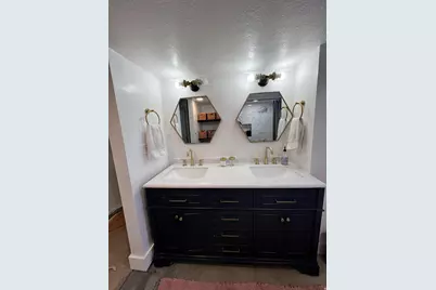 1647 E Woodland Ave, Millcreek, UT 84106 - Photo 9