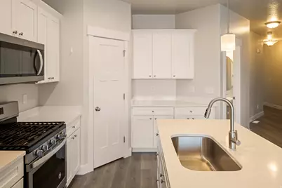 16056 S Bodmin Way W, Bluffdale, UT 84065 - Photo 5