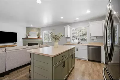 303 Durocher Ln, Tooele, UT 84074 - Photo 13