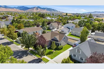 303 Durocher Ln, Tooele, UT 84074 - Photo 35
