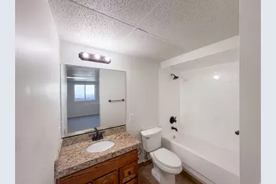 5569 S 3400 W, Roy, UT 84067 - Photo 13