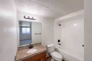 5569 S 3400 W, Roy, UT 84067 - Photo 13