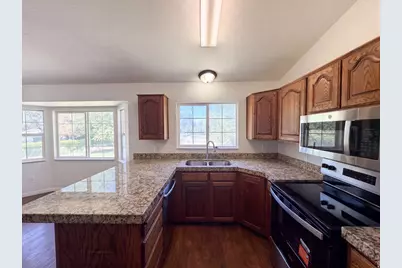 5569 S 3400 W, Roy, UT 84067 - Photo 21