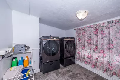 831 W Doxey St, Ogden, UT 84401 - Photo 17